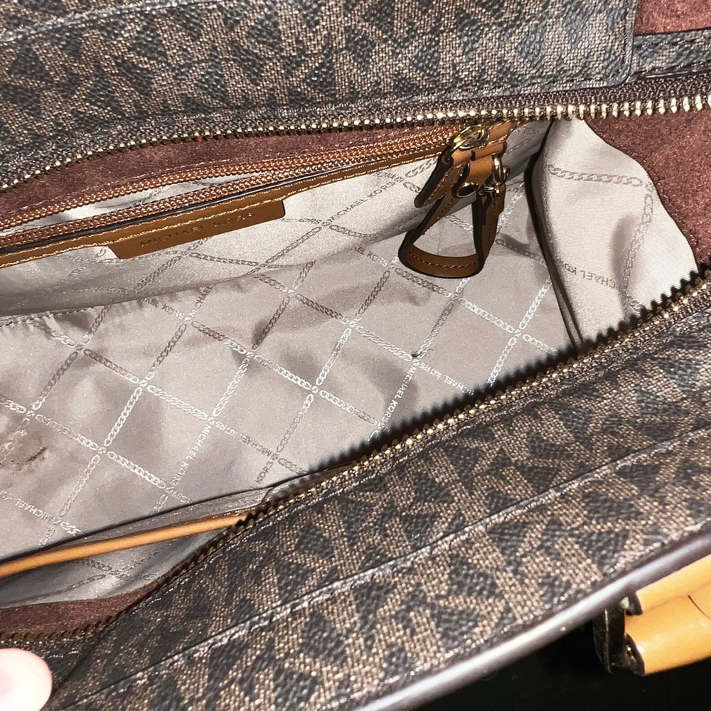 Michael Kors purse